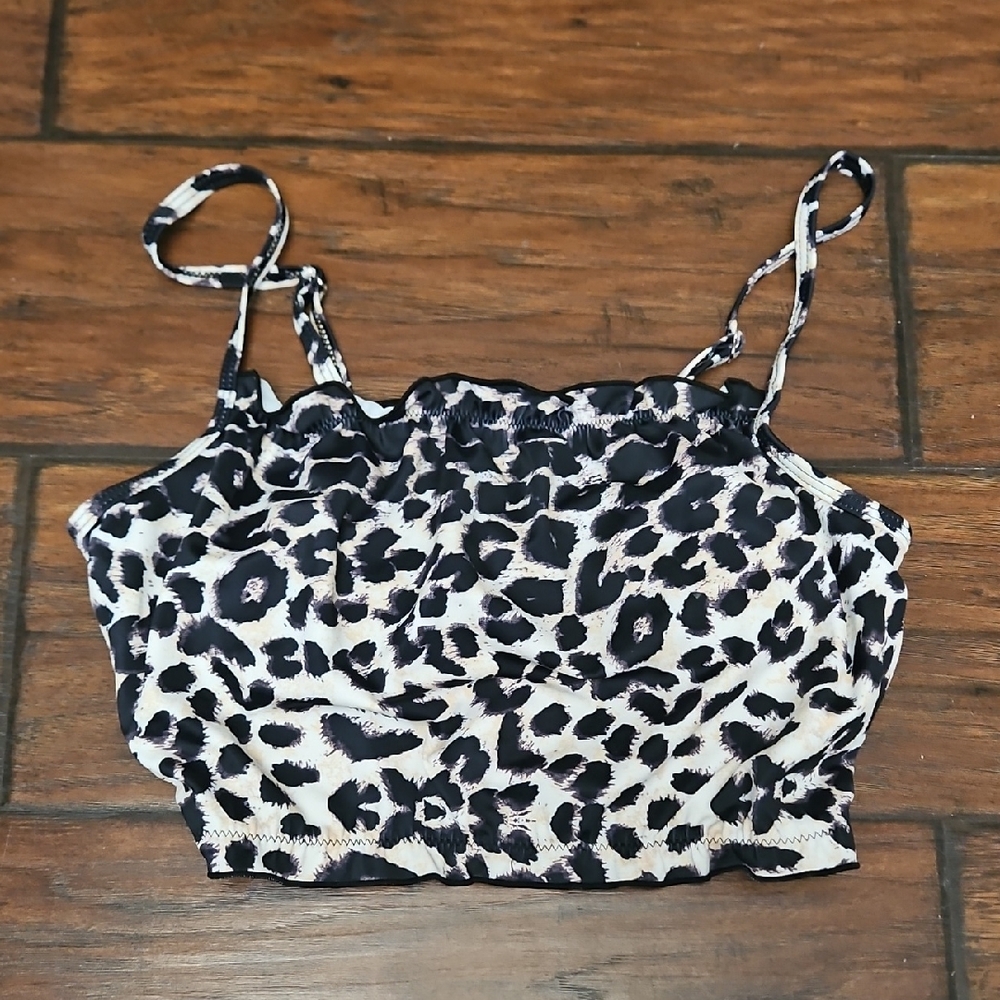 SHEIN Black and White Leopard Camisole